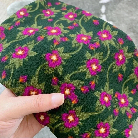 NWT LuLaRoe Cassie Floral Skirt - Picture 6 of 10